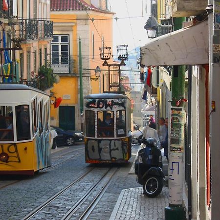 Apartment Yellow Bica Lisbon Exterior photo