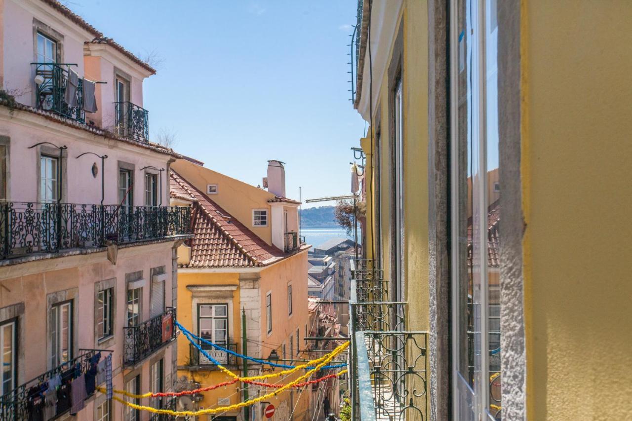 Apartment Yellow Bica Lisbon Exterior photo