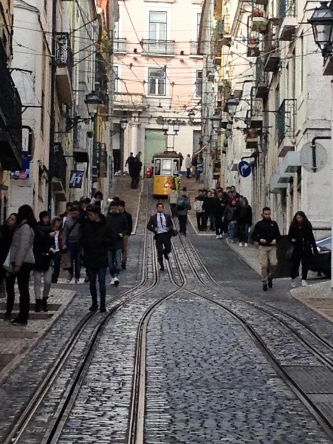 Apartment Yellow Bica Lisbon Exterior photo